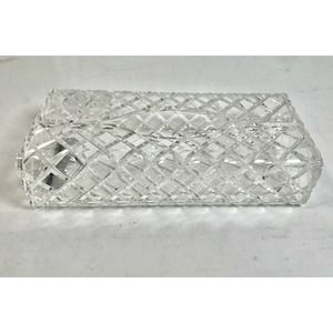 Wilardy Vintage Hollywood Regency Diamond Cut Lucite Tissue Box